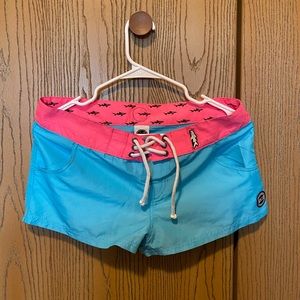 MAUI AND SONS board shorts. Size M.